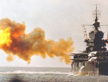 «Ατσαλένιος τυφώνας»: Η πιο αιματηρή μάχη στον Ειρηνικό σε έγχρωμο βίντεο- ντοκουμέντο!